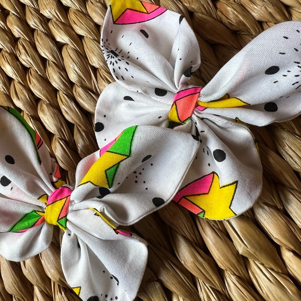 2 NEW Hair Bows Retro Neon 90s Hair Clips 4.5in to 5in size  Accessories Girls